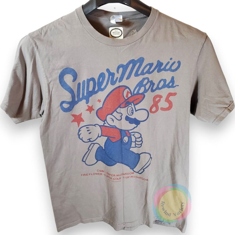 Nintendo Super Mario Bros 85 8-Bit Graphic Tee M